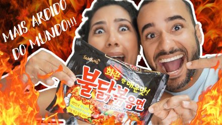 PROVANDO O MACARRÃO MAIS APIMENTADO DO MUNDO!!