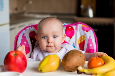 NOVO GUIA ALIMENTAR PARA CRIANÇAS BRASILEIRAS MENORES DE 2 ANOS