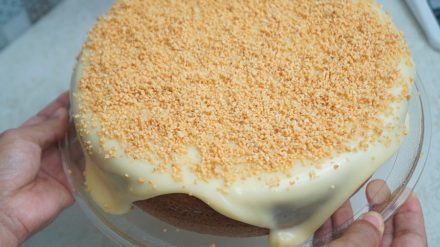 BOLO DE BRIGADEIRO BRANCO E PAÇOCA