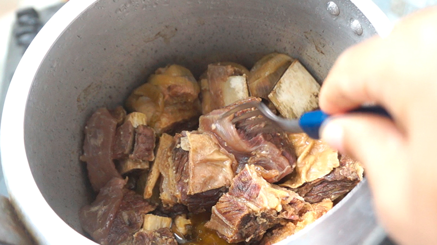 costela com cebola na pressão