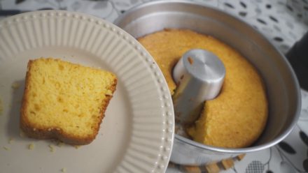 BOLO DE FUBÁ DE MILHO